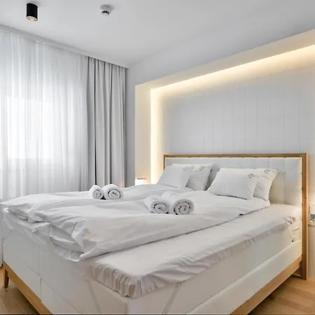 Groodvy House Daire *